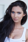 Head shoot by Aleece Young